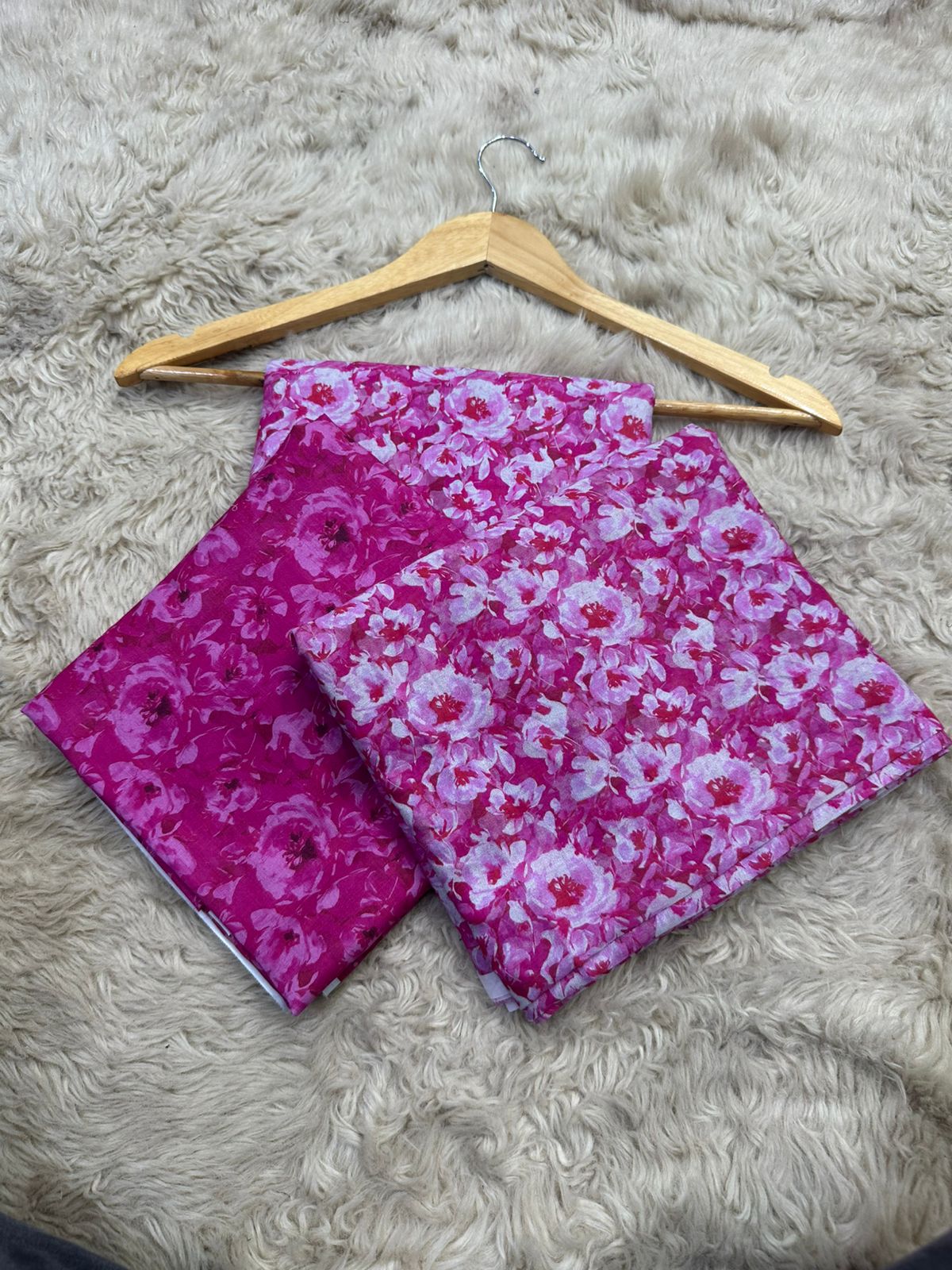 Saya Printed Lawn Three Piece (Unstitched)