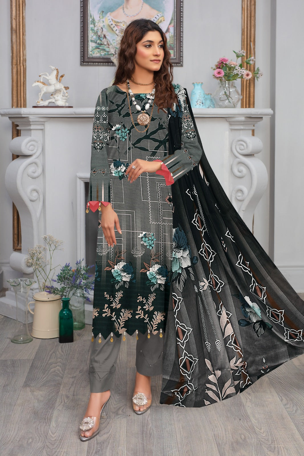 Sapphire Printed lawn Three Piece (Unstitched)