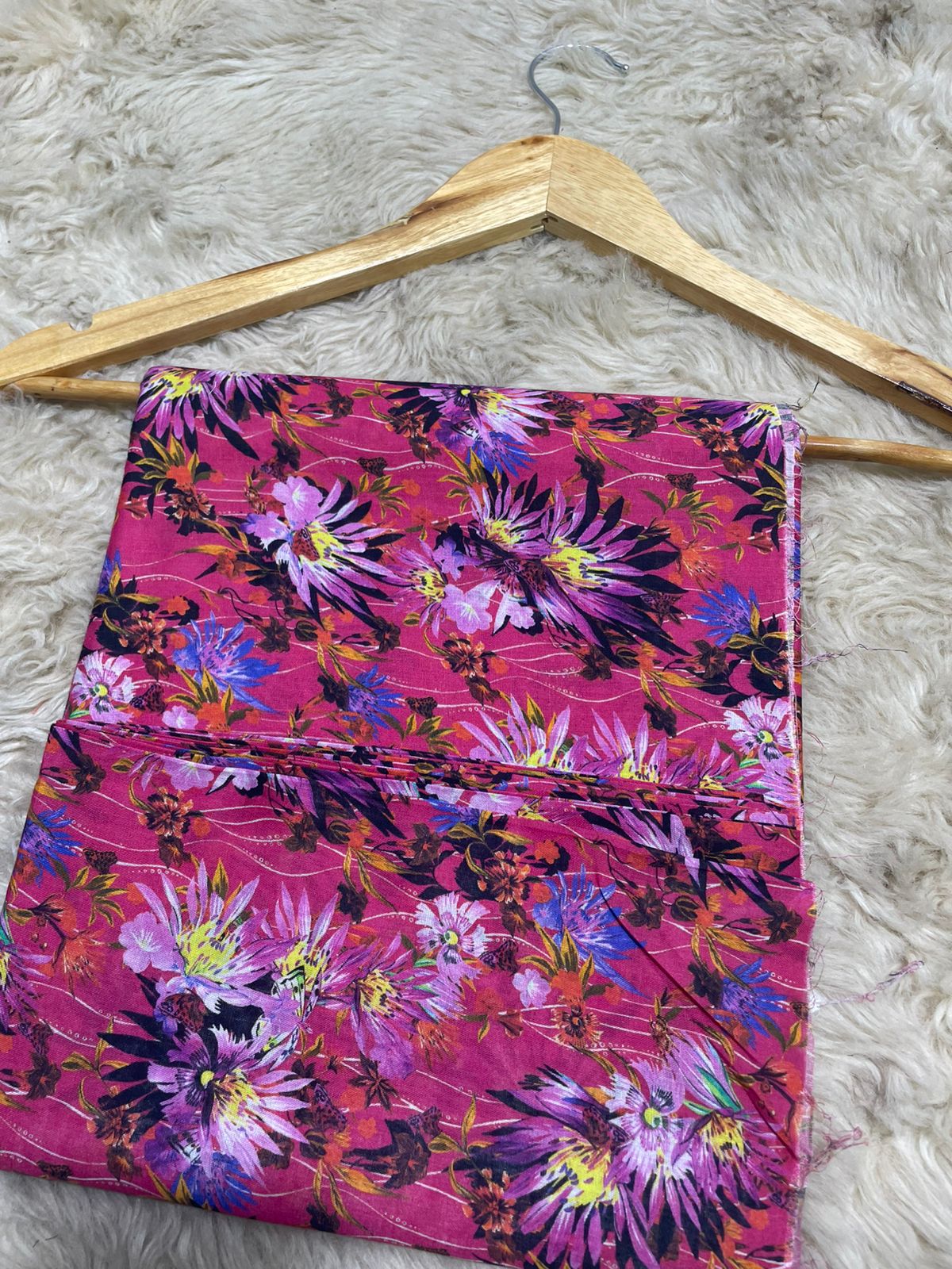 Nishat Printed Lawn 2pc (Unstitched)