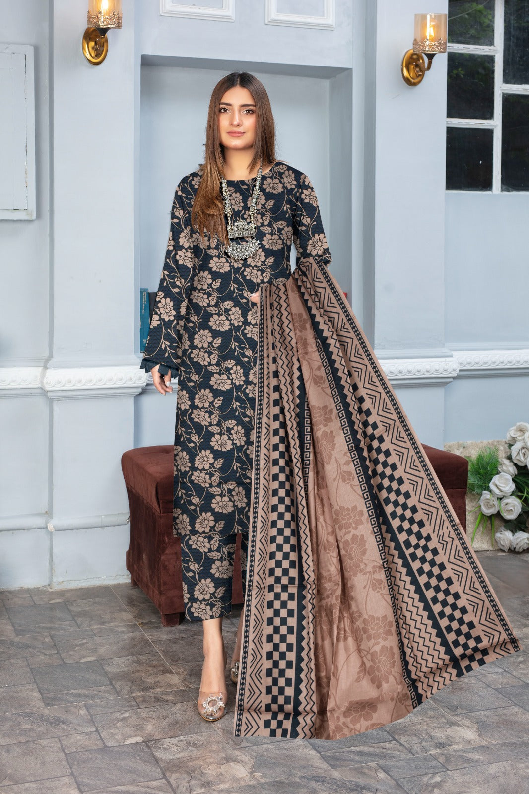 Sapphire Printed lawn Three Piece (Unstitched)