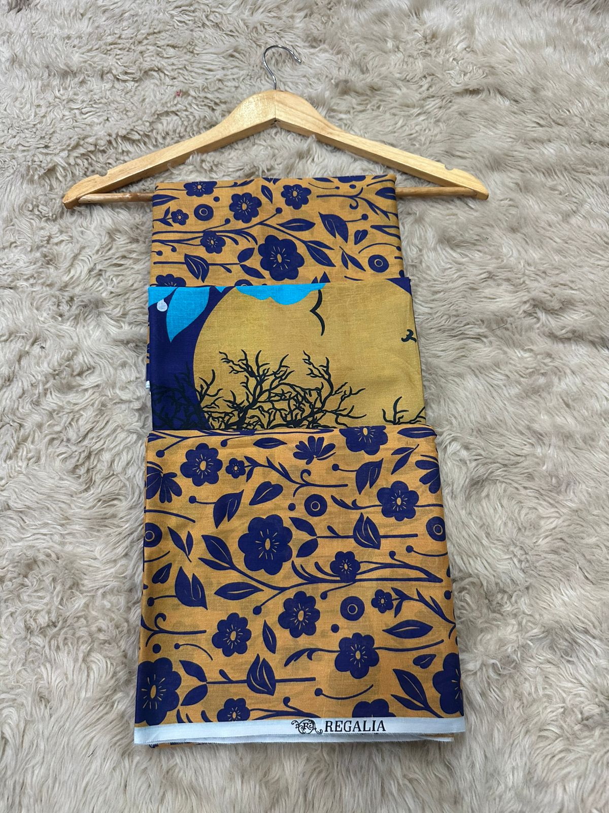 Regalia Printed Lawn Three Piece (Unstitched)