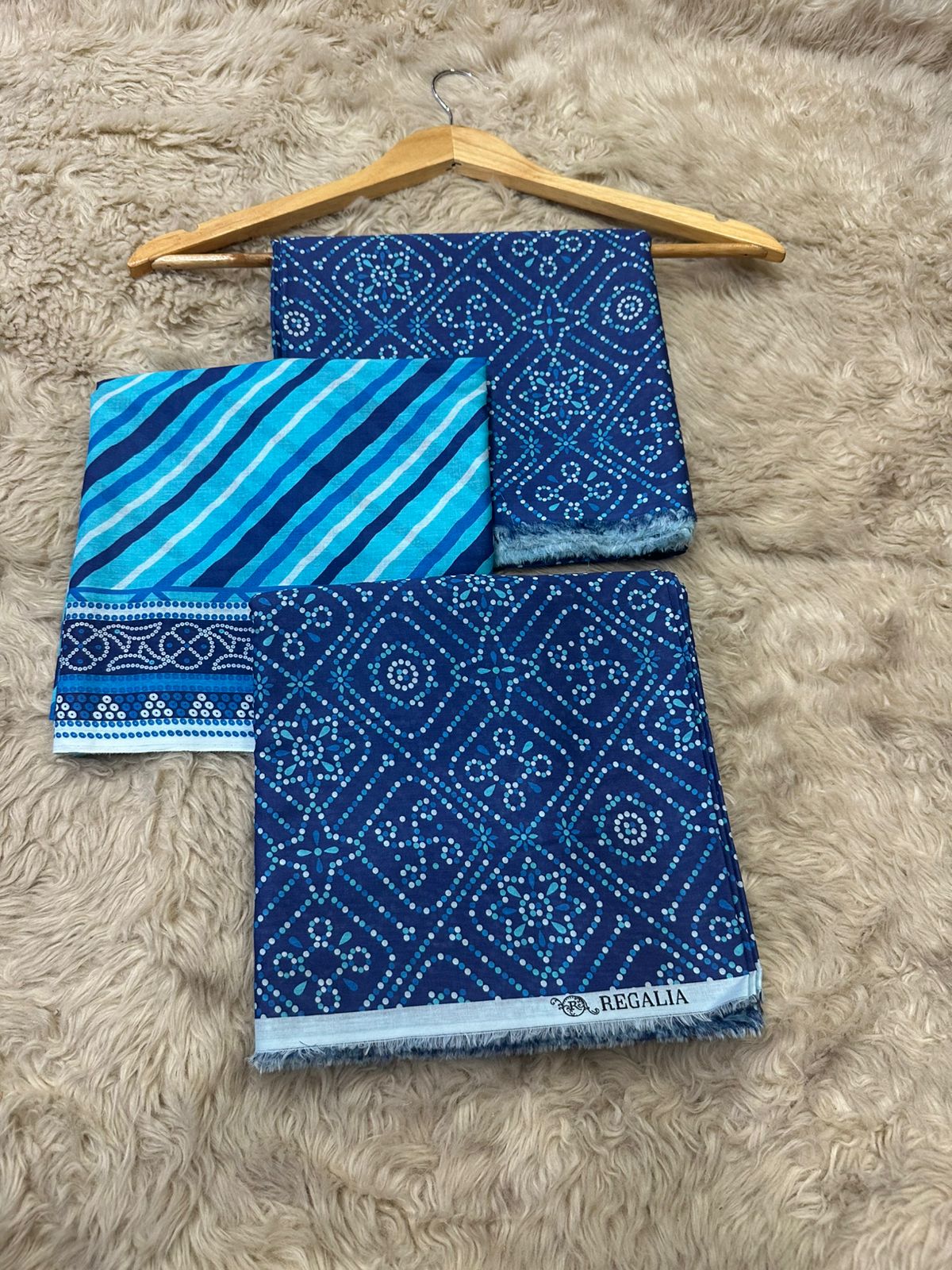 Regalia Printed Lawn Three Piece (Unstitched)