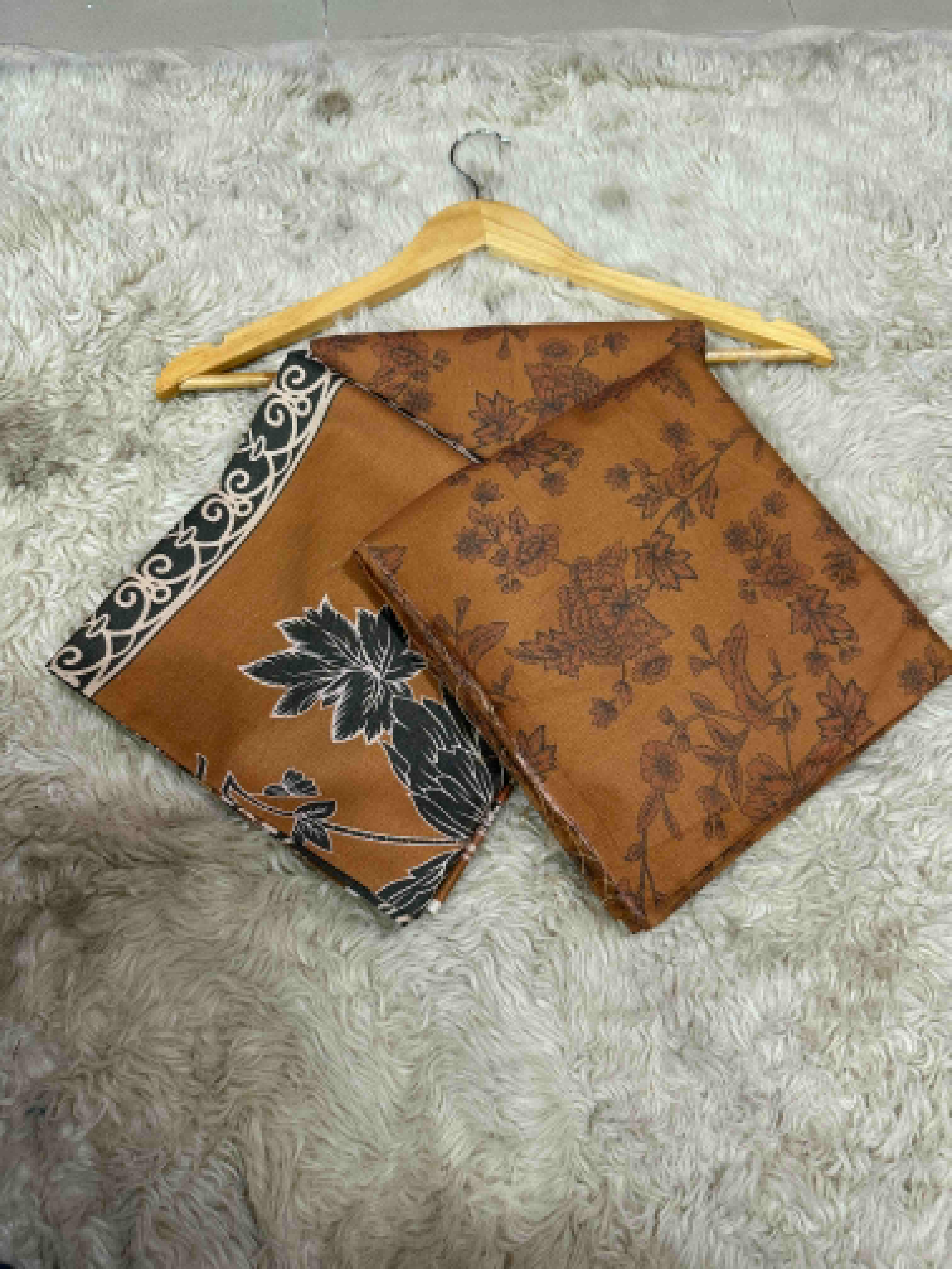 Maria B Shamray Three Piece (Unstitched)