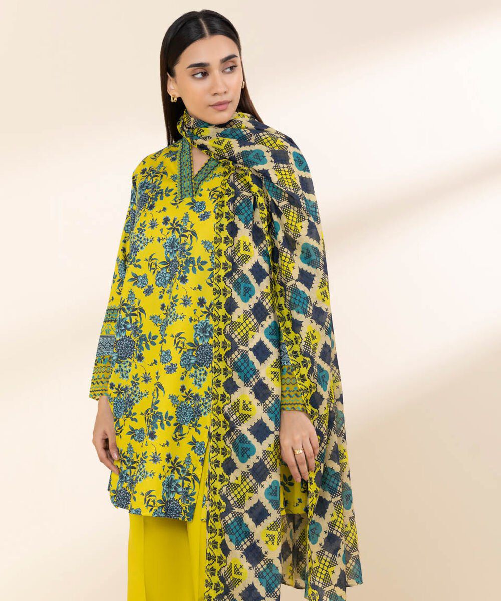 Sapphire Printed Lawn Three piece (unstitched)
