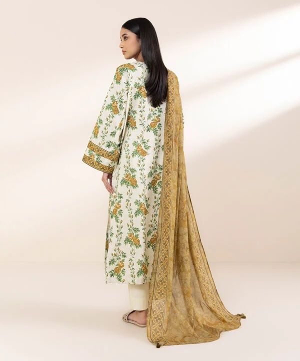 Sapphire Printed Lawn Three piece (unstitched)