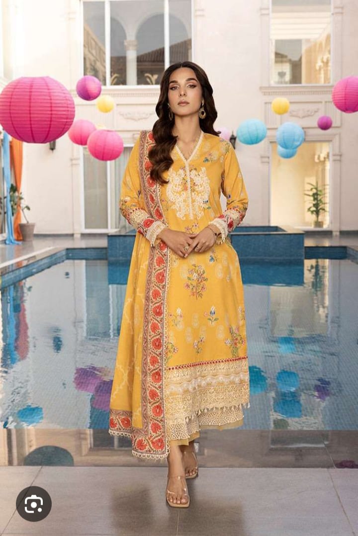 Iznik Printed Lawn Three Piece (Unstitched)