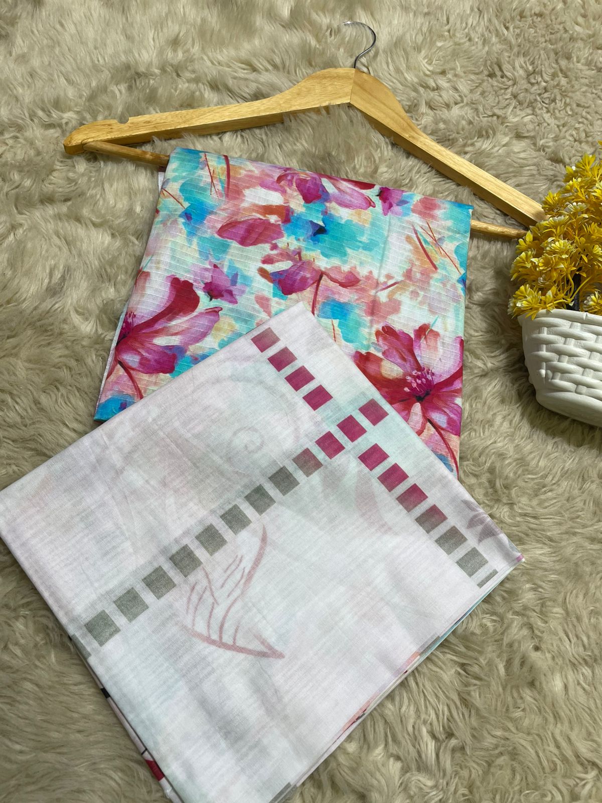 Baroque Printed Lawn Three Piece (Unstitched)