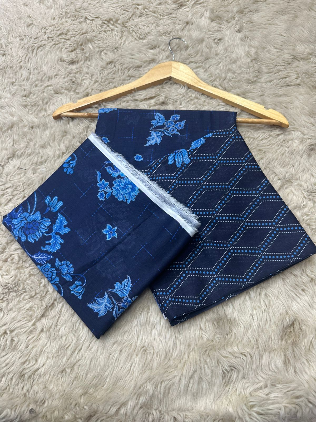 Saya Printed Lawn Three Piece (Unstitched)