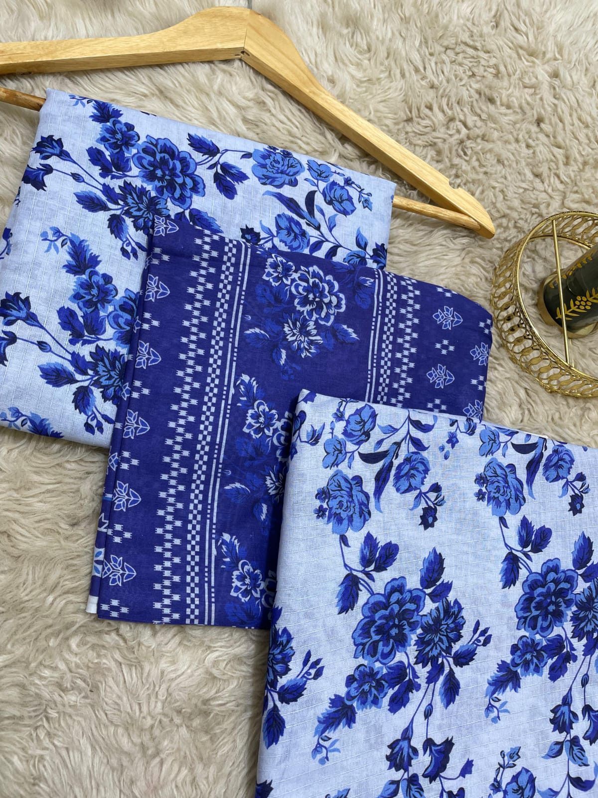 Saya Printed Lawn Three Piece (Unstitched)