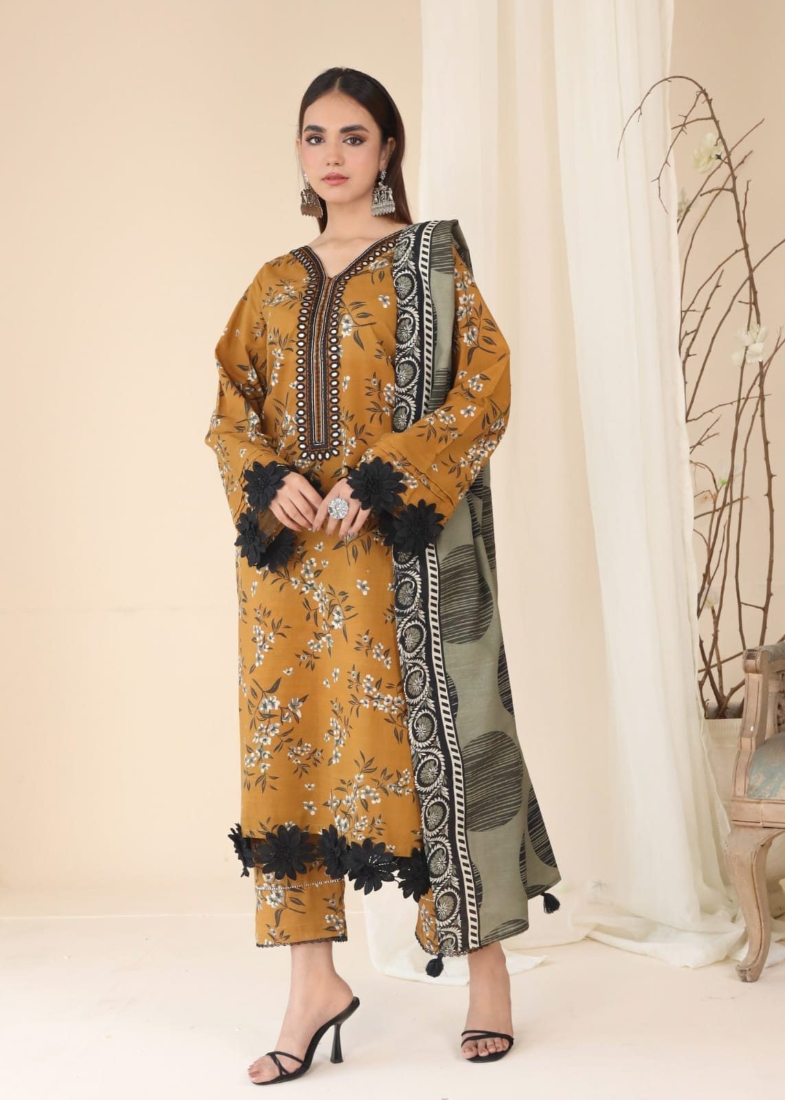 Shanaya Linen Three Piece (Unstitched)