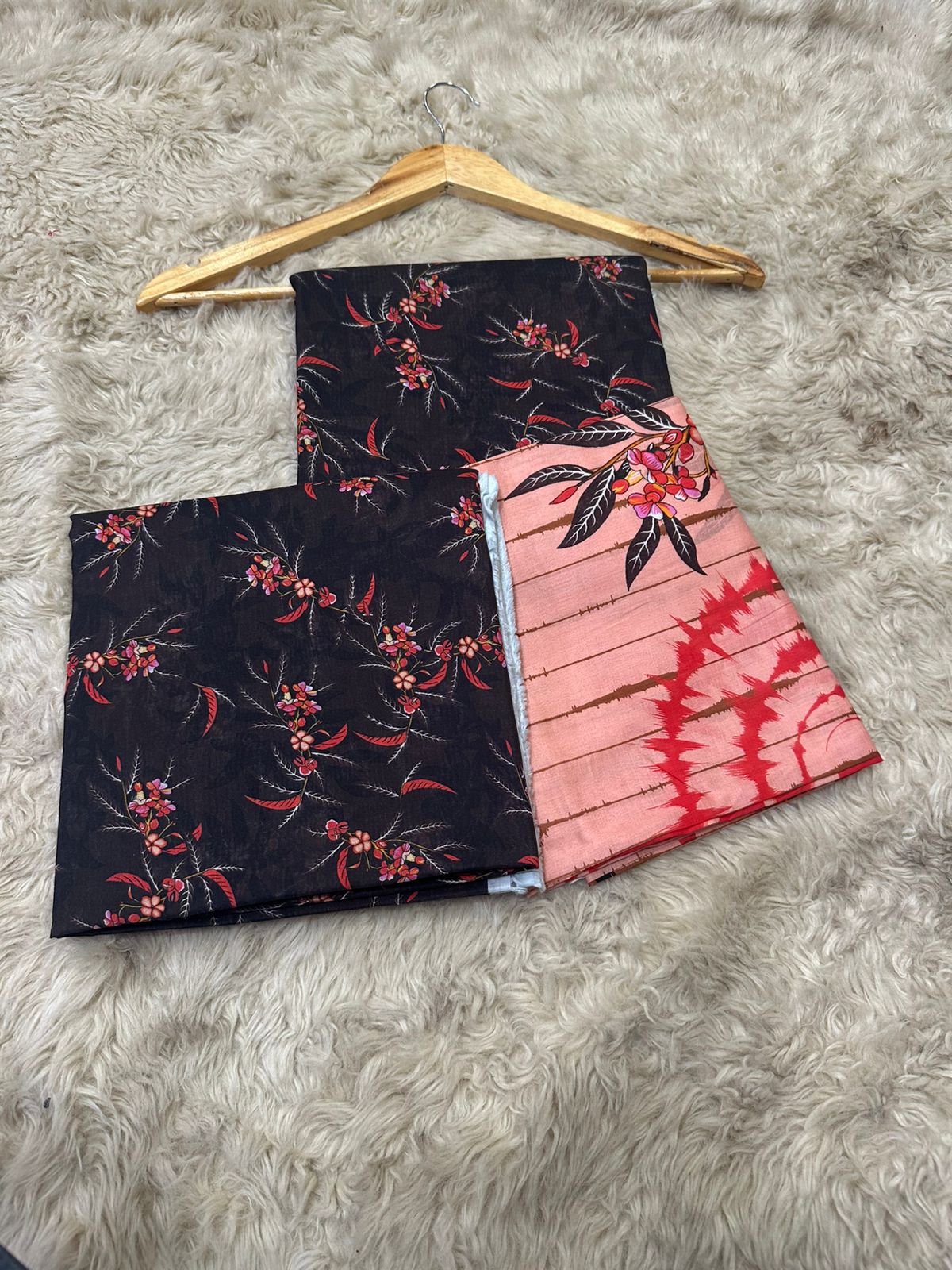 Zeyorah Printed Lawn Three Piece (Unstitched)