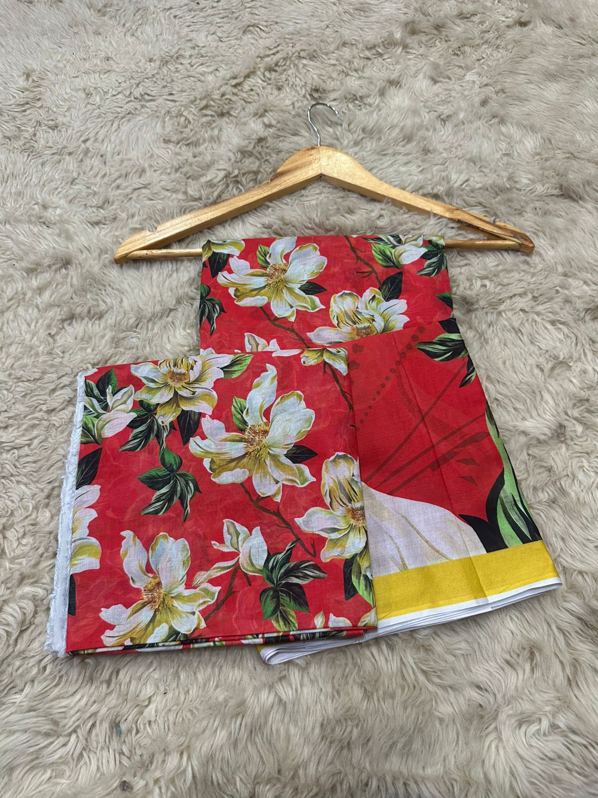 Zeyorah Printed Lawn Three Piece (Unstitched)