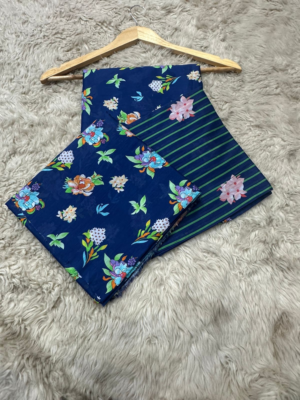Saya Printed Lawn Three Piece (Unstitched)