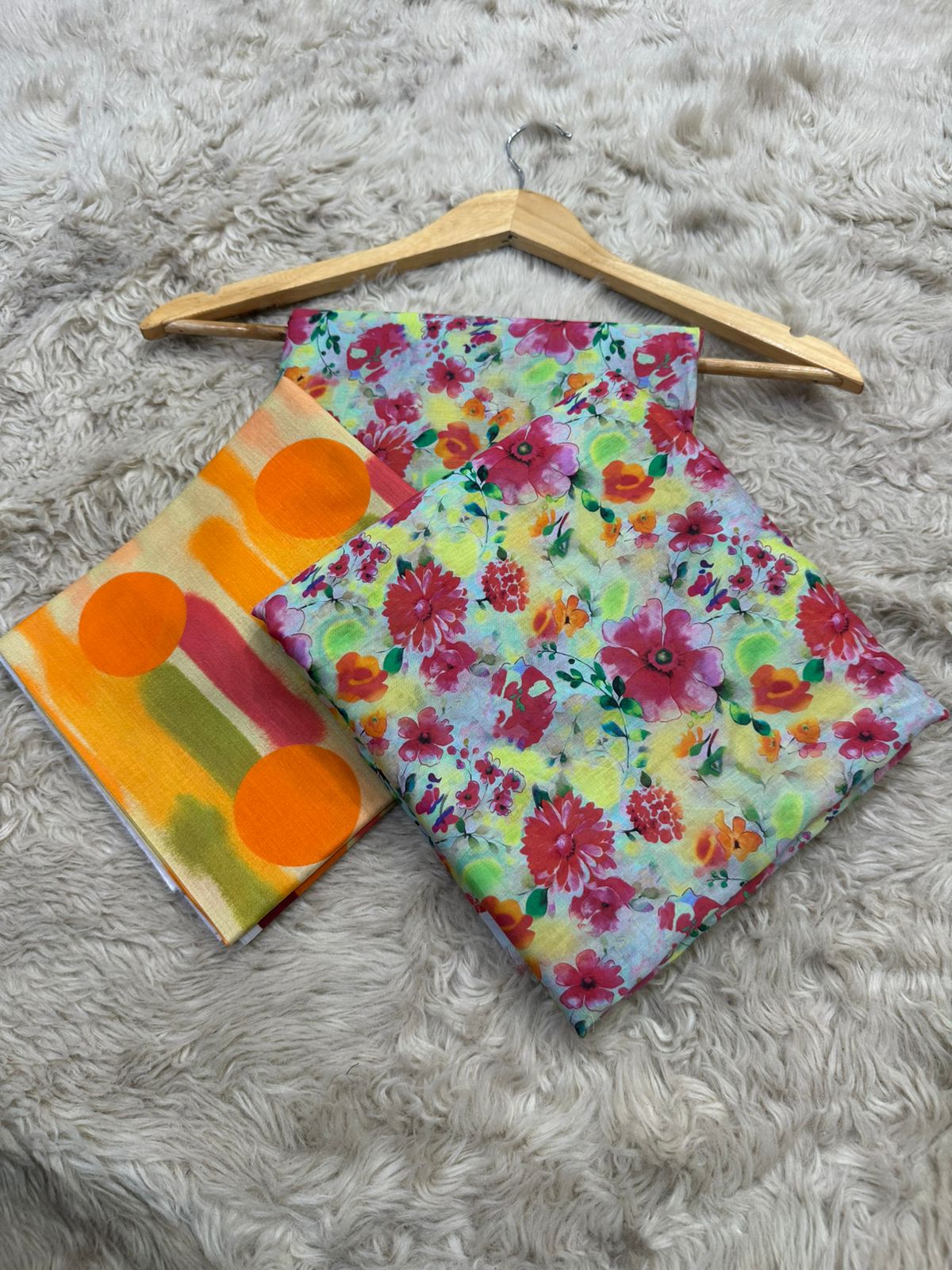 Saya Printed Lawn Three Piece (Unstitched)