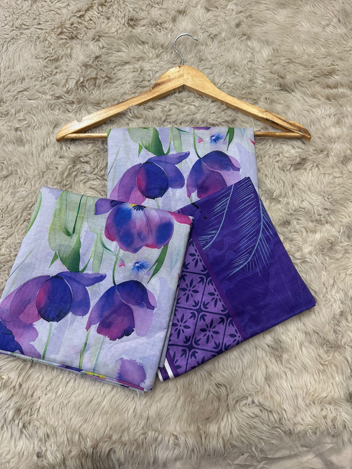 Zeyorah Printed Lawn Three Piece (Unstitched)